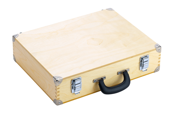 Wooden box for ceramics